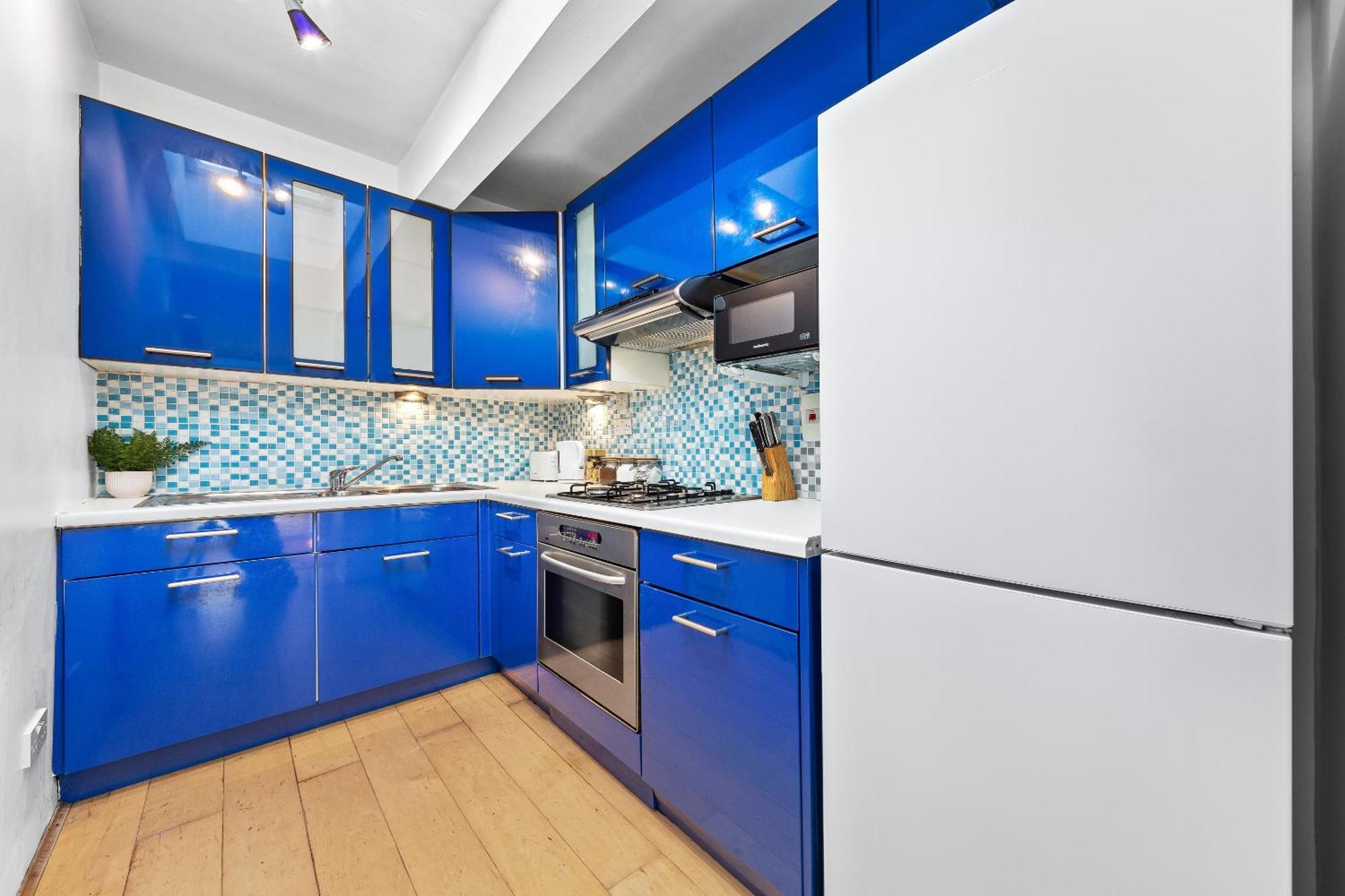 Balcony Blue Theme 1 Bedroom Central London Luxury Flat Near Hyde Park! Accommodates Up To 6! Double Sofa Bed And Next To Station! 외부 사진