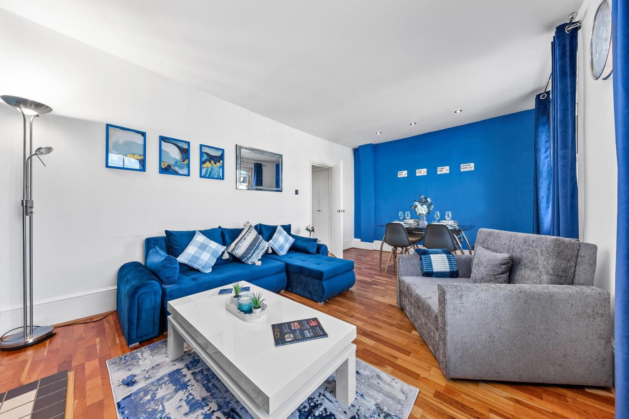 Balcony Blue Theme 1 Bedroom Central London Luxury Flat Near Hyde Park! Accommodates Up To 6! Double Sofa Bed And Next To Station! 외부 사진
