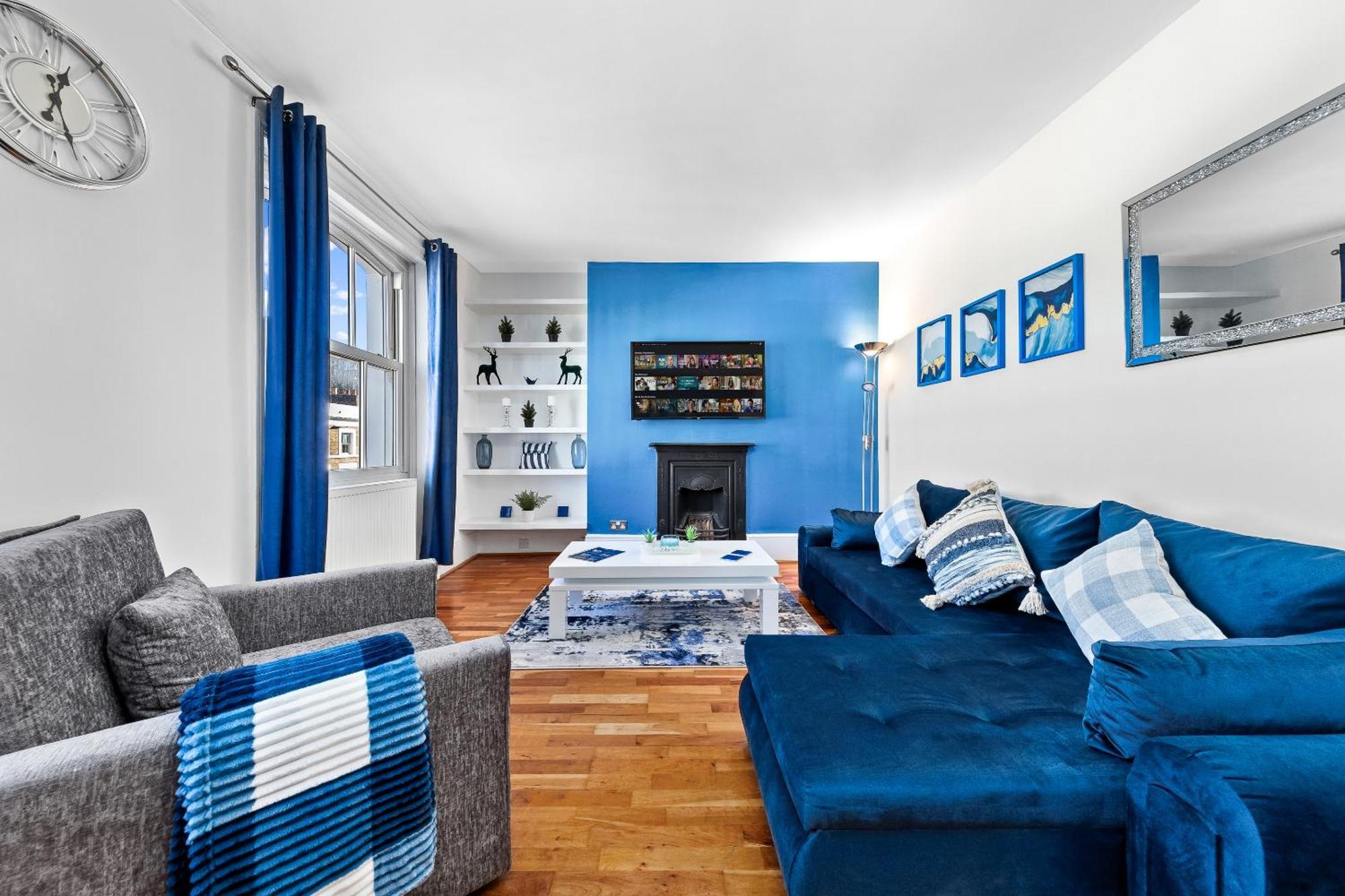 Balcony Blue Theme 1 Bedroom Central London Luxury Flat Near Hyde Park! Accommodates Up To 6! Double Sofa Bed And Next To Station! 외부 사진