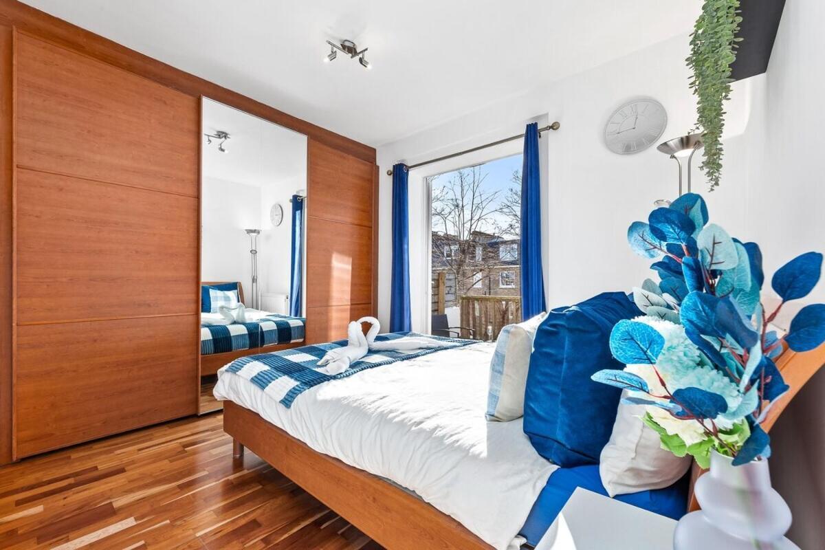 Balcony Blue Theme 1 Bedroom Central London Luxury Flat Near Hyde Park! Accommodates Up To 6! Double Sofa Bed And Next To Station! 외부 사진