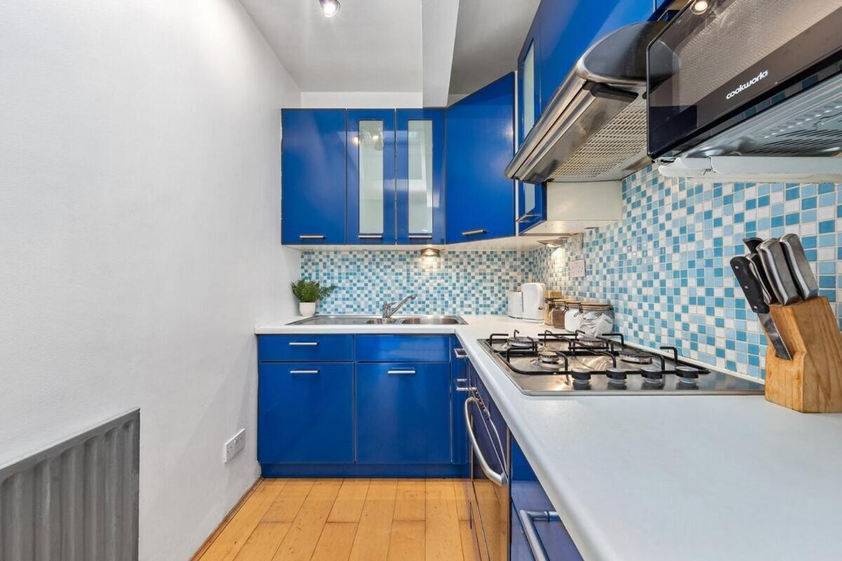Balcony Blue Theme 1 Bedroom Central London Luxury Flat Near Hyde Park! Accommodates Up To 6! Double Sofa Bed And Next To Station! 외부 사진