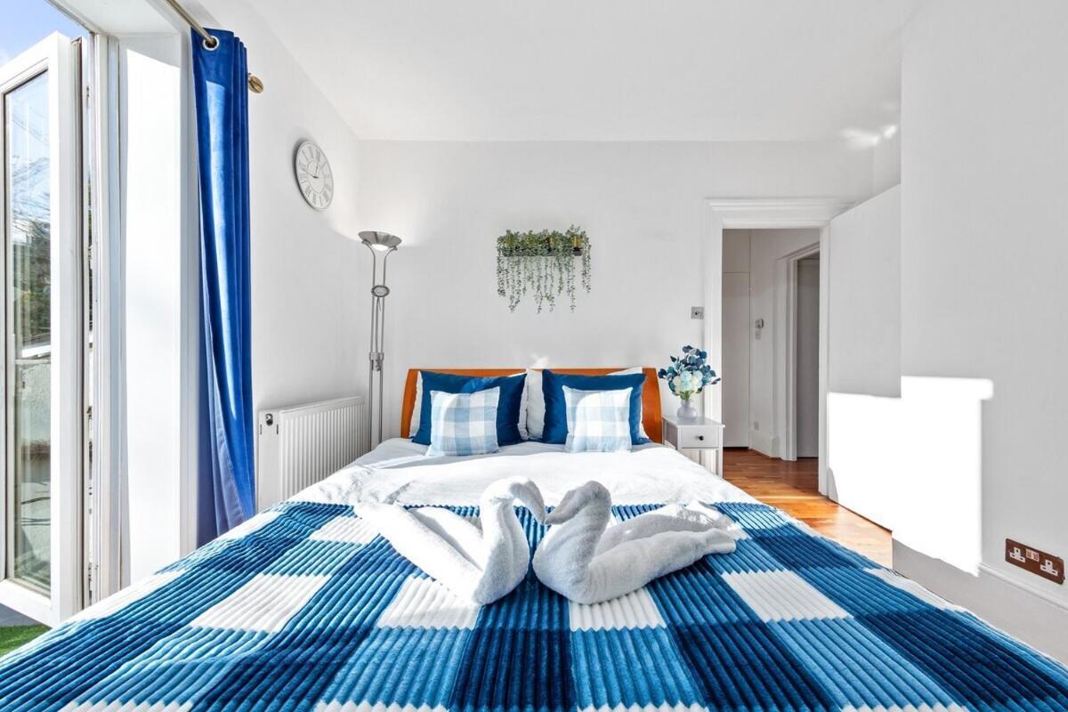 Balcony Blue Theme 1 Bedroom Central London Luxury Flat Near Hyde Park! Accommodates Up To 6! Double Sofa Bed And Next To Station! 외부 사진