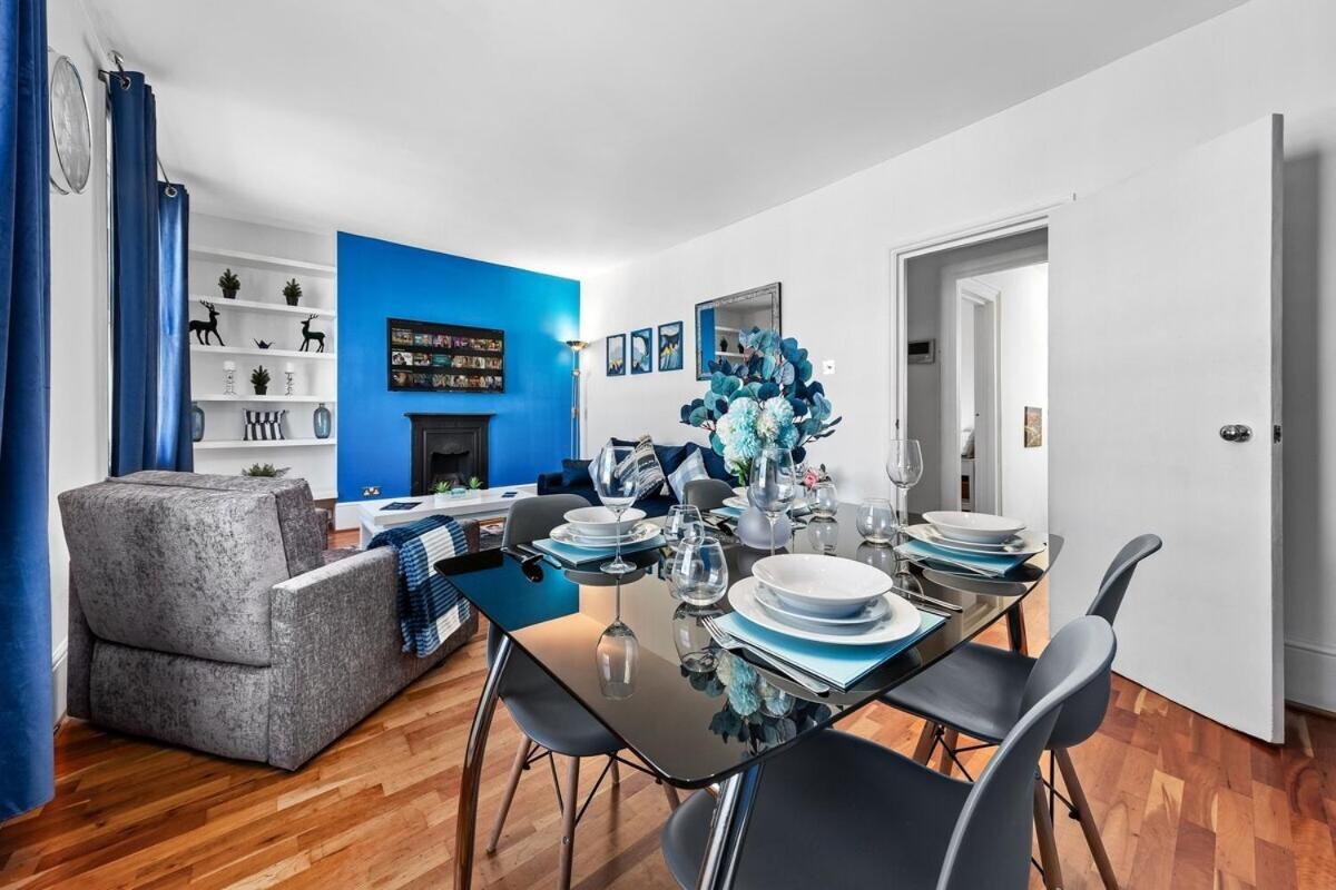 Balcony Blue Theme 1 Bedroom Central London Luxury Flat Near Hyde Park! Accommodates Up To 6! Double Sofa Bed And Next To Station! 외부 사진